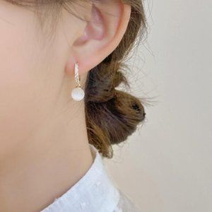 earring